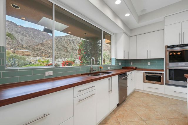 49055 Calle Flora, La Quinta, CA 92253