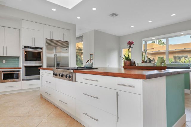 49055 Calle Flora, La Quinta, CA 92253