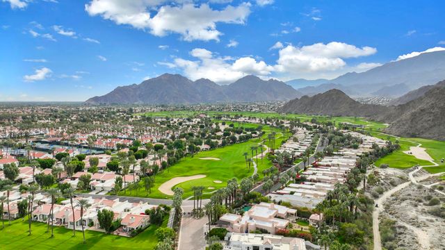 49055 Calle Flora, La Quinta, CA 92253