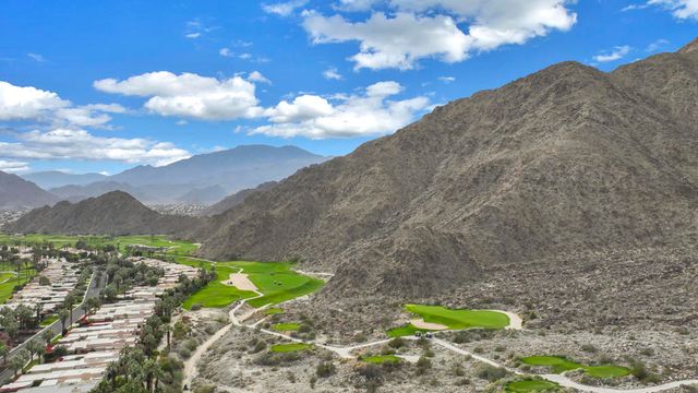 49055 Calle Flora, La Quinta, CA 92253