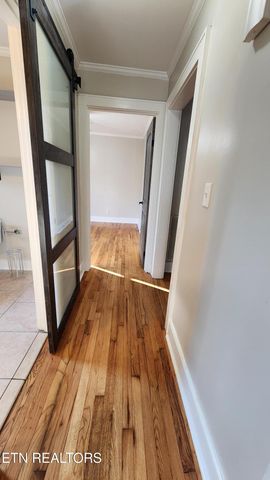 3906 Holston Hills Rd, Knoxville, TN 37914