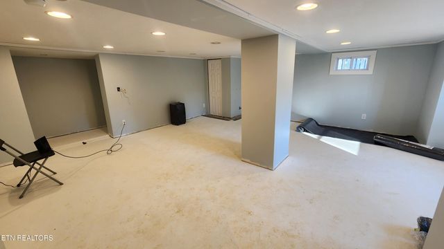 3906 Holston Hills Rd, Knoxville, TN 37914