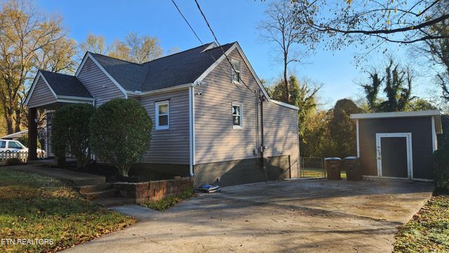 3906 Holston Hills Rd, Knoxville, TN 37914