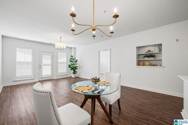 401 20th St S Apt 302, Birmingham, AL 35233