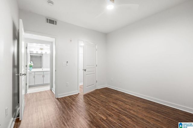 401 20th St S Apt 302, Birmingham, AL 35233