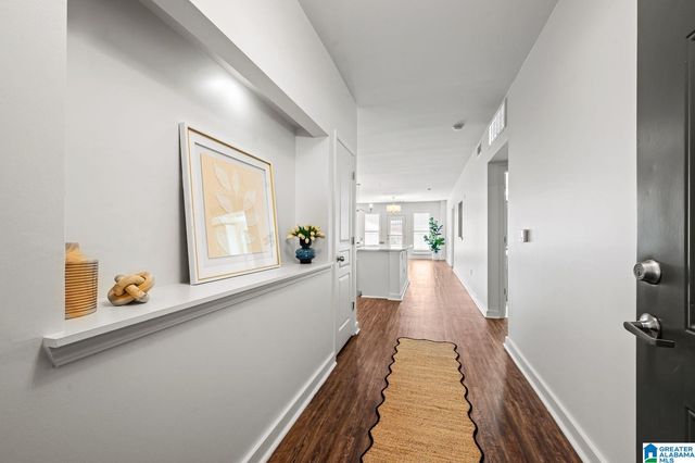 401 20th St S Apt 302, Birmingham, AL 35233