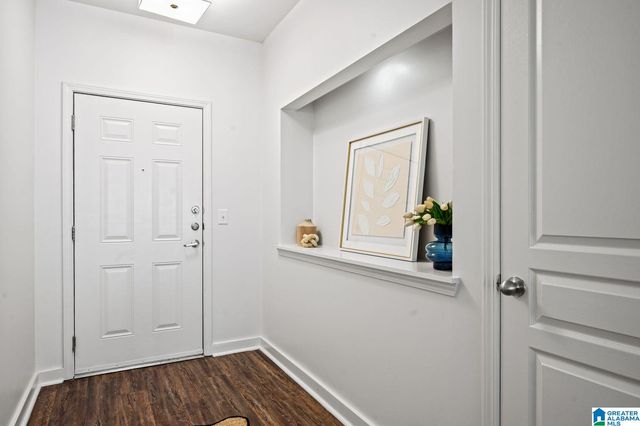 401 20th St S Apt 302, Birmingham, AL 35233
