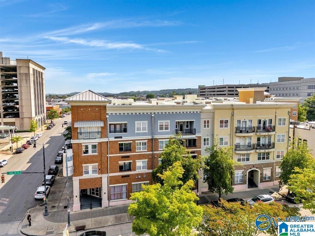 401 20th St S Apt 302, Birmingham, AL 35233