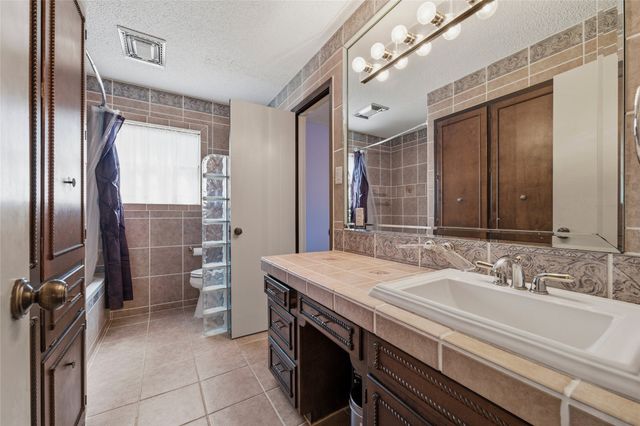 3405 Country Club Road, Pantego, TX 76013