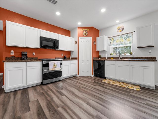 13485 RESORT AVENUE, Brooksville, FL 34614