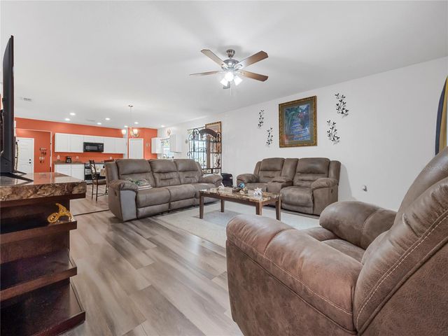 13485 RESORT AVENUE, Brooksville, FL 34614