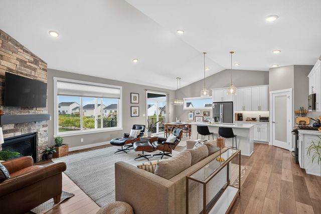 9639 Watermeadow Circle, Johnston, IA 50131