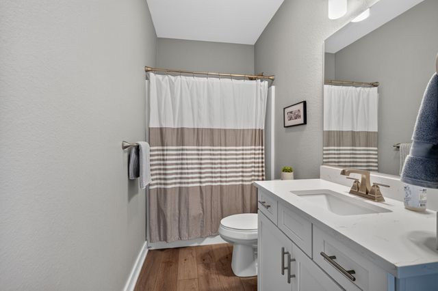 9639 Watermeadow Circle, Johnston, IA 50131
