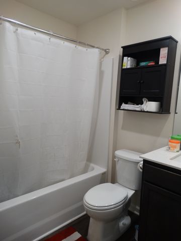 4053 Cody Dr, La Vergne, TN 37086