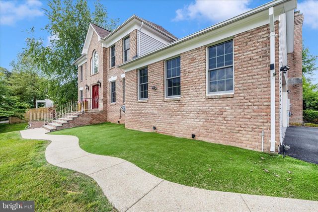 6104 EDMONT DR, Frederick, MD 21704