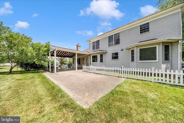 6104 EDMONT DR, Frederick, MD 21704