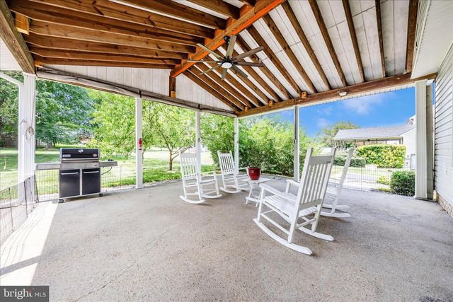 6104 EDMONT DR, Frederick, MD 21704