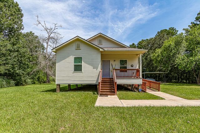 208 County Road 308, Cleveland, TX 77327