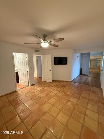 10854 E YUCCA Street, Scottsdale, AZ 85259