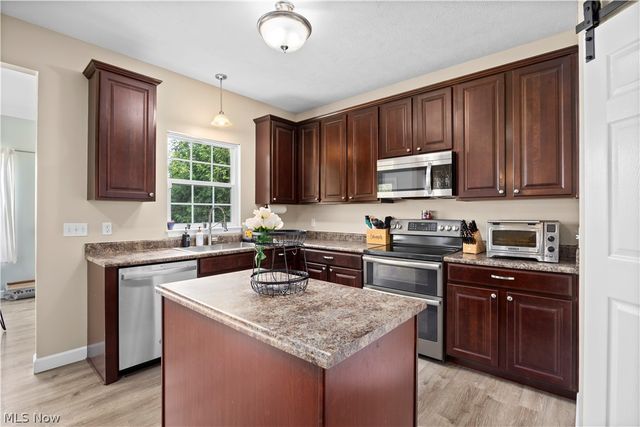 37970 Terrell Drive, North Ridgeville, OH 44039