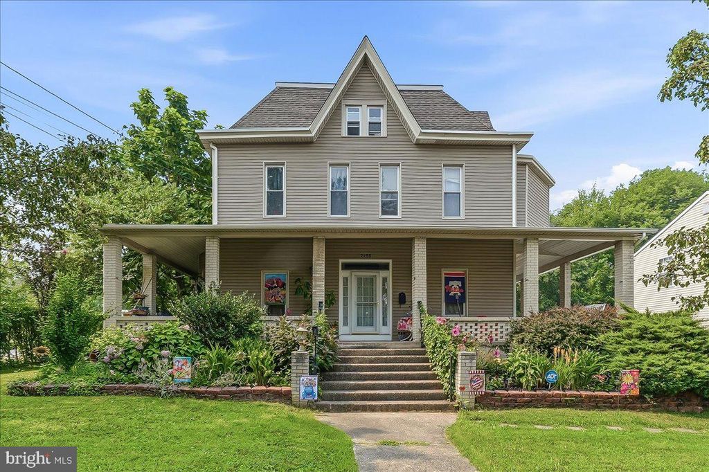 2185 FRANKLIN AVE, Morton, PA 19070