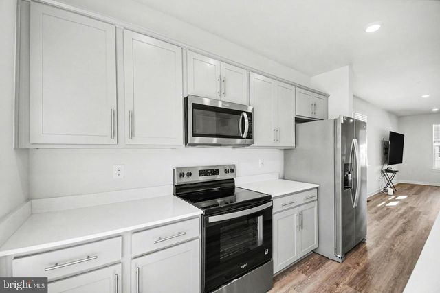 548 SWIFT HERON AVE, La Plata, MD 20646