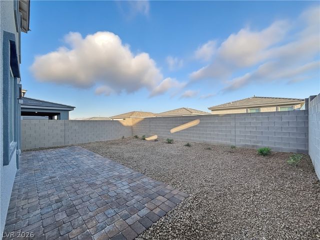 1606 Rock Kestrel Street, Las Vegas, NV 89138