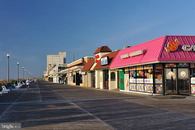 13 SHEFFIELD RD, Rehoboth Beach, DE 19971