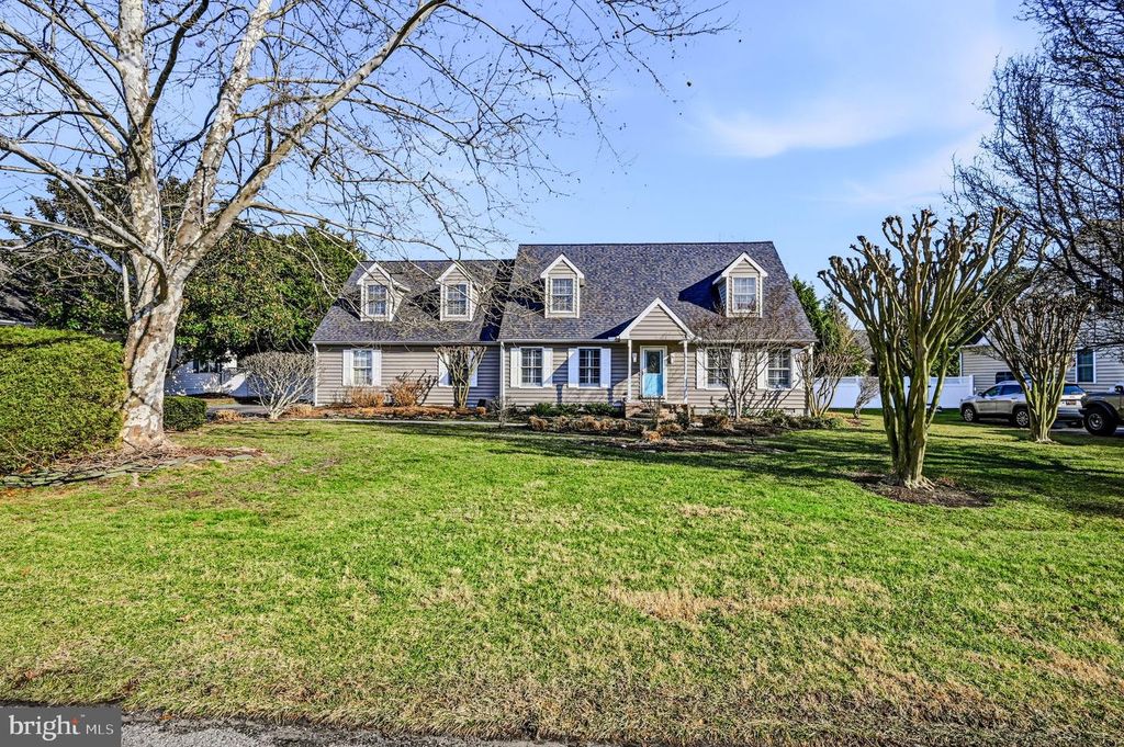 13 SHEFFIELD RD, Rehoboth Beach, DE 19971