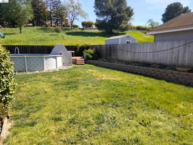 2720 Asilomar Dr., Antioch, CA 94531