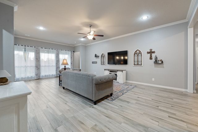 312 Nutmeg, Burleson, TX 76028