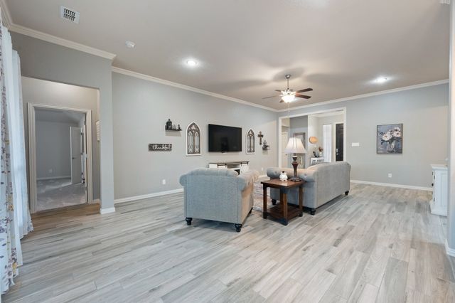 312 Nutmeg, Burleson, TX 76028