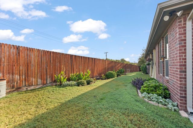 312 Nutmeg, Burleson, TX 76028