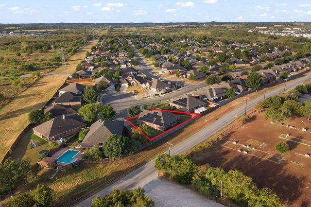 312 Nutmeg, Burleson, TX 76028