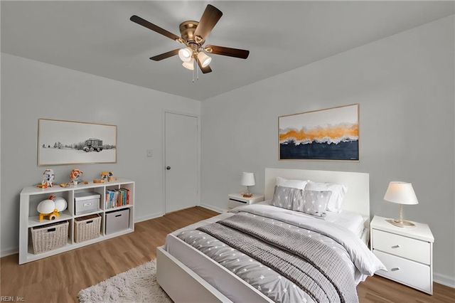 370 Pear Ridge CIR, Newport News, VA 23602