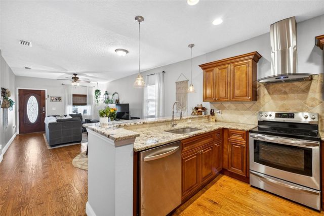 307 W CHELSEA STREET, Tampa, FL 33603