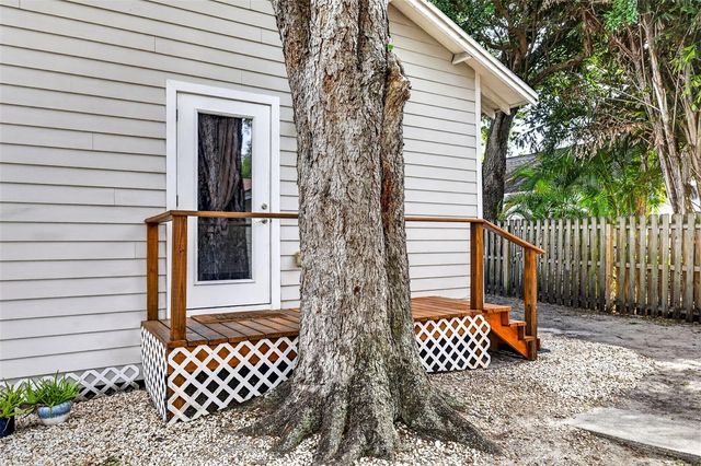 307 W CHELSEA STREET, Tampa, FL 33603