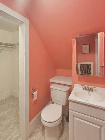 646 Maple Street, Manchester, NH 03104