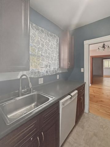 646 Maple Street, Manchester, NH 03104
