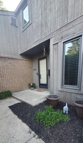 1627 Coppertree Road, Columbus, OH 43232