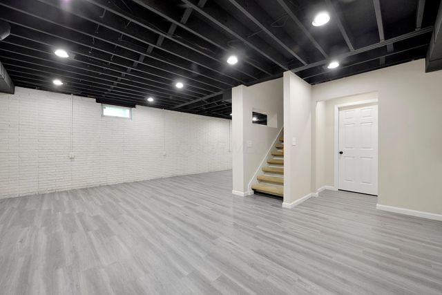 1627 Coppertree Road, Columbus, OH 43232