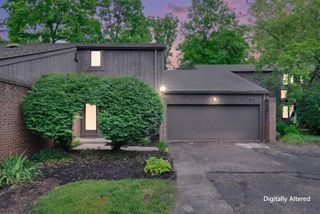 1627 Coppertree Road, Columbus, OH 43232