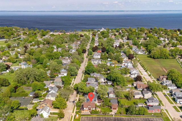 823 WASHINGTON AVENUE, Oshkosh, WI 54901