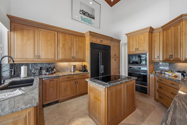 15595 Lindbergh Lane, Wellington, FL 33414
