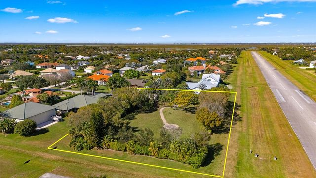 15595 Lindbergh Lane, Wellington, FL 33414