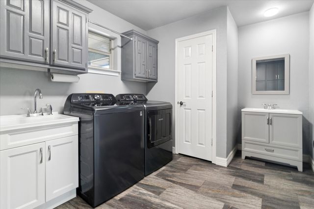 8463 Crestview Road, Sanger, TX 76266