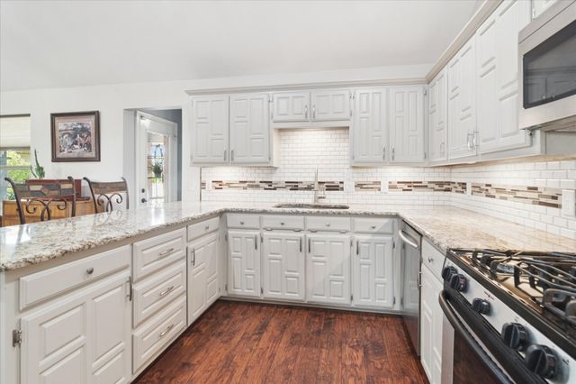 8463 Crestview Road, Sanger, TX 76266