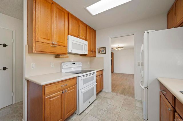 2952 Pioneer Way, Jamul, CA 91935