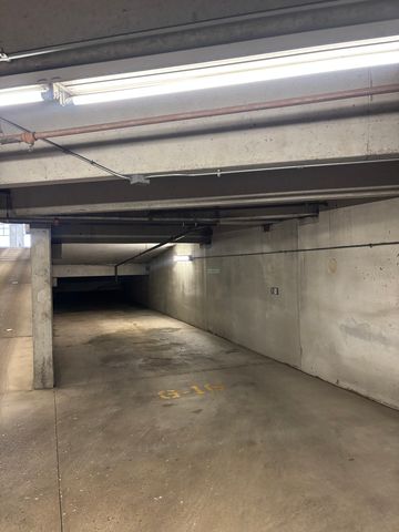 510 W Erie Street G-16, Chicago, IL 60654
