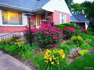 2932 Delavan Drive, St Louis, MO 63121